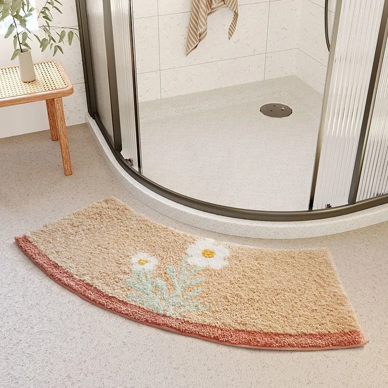 Absorbent Floor Mat Fan-shaped Carpet Shower Room Door Mat Bathroom Non-slip