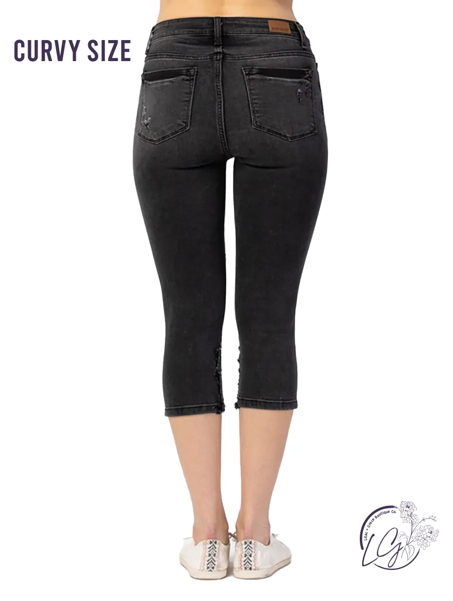 Curvy Remi High-Rise Distressed Capri by Judy Blue