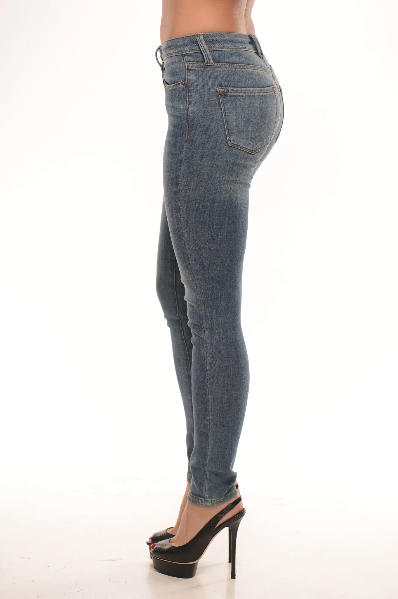 Mid Rise Skinny Stone Wash Jeans - Light