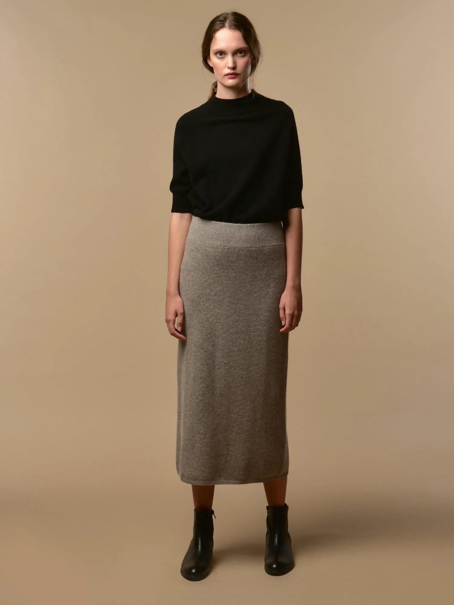 Midi Skirt_Beige