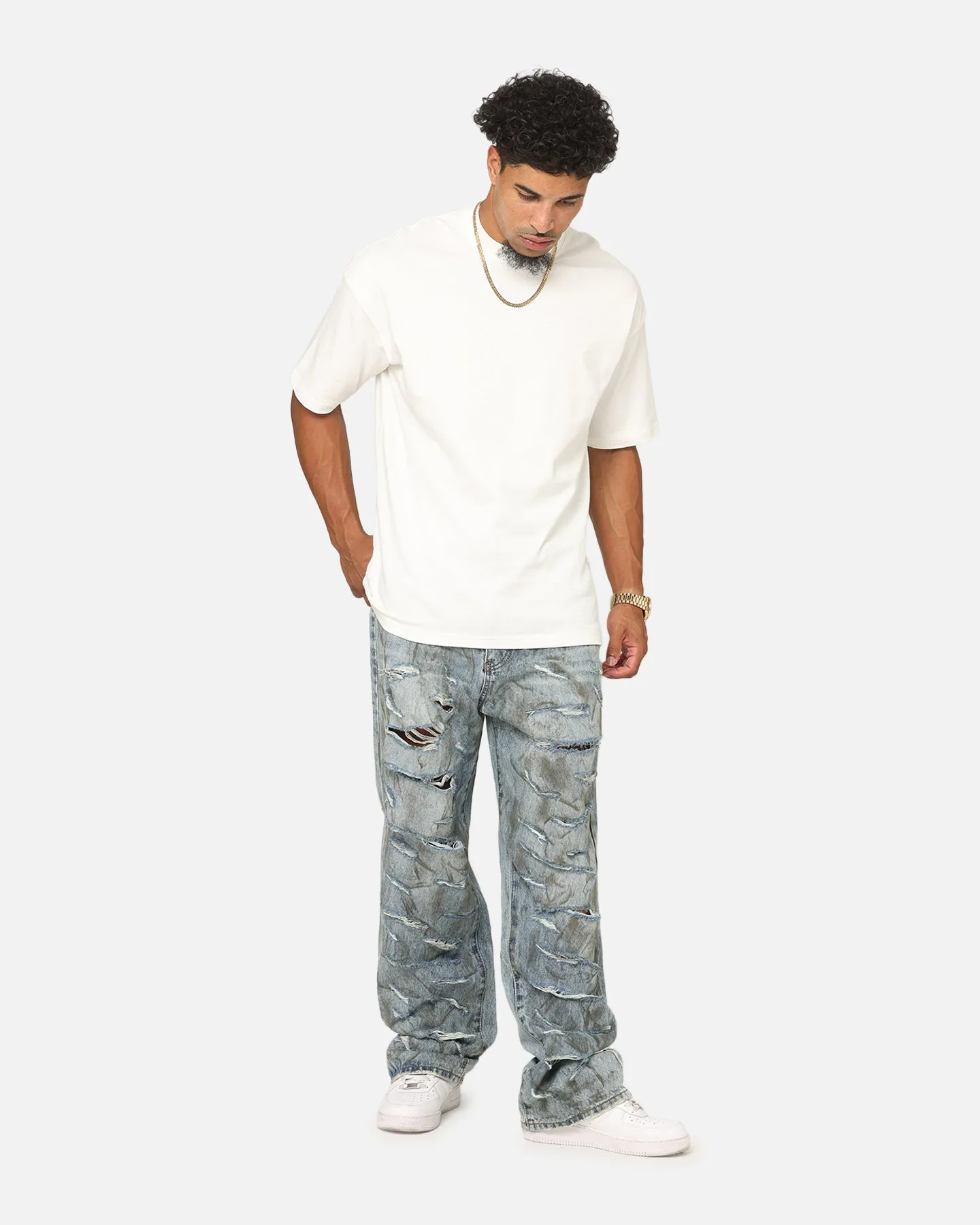 MNML Ultra Baggy Thrashed Denim Jeans Blue