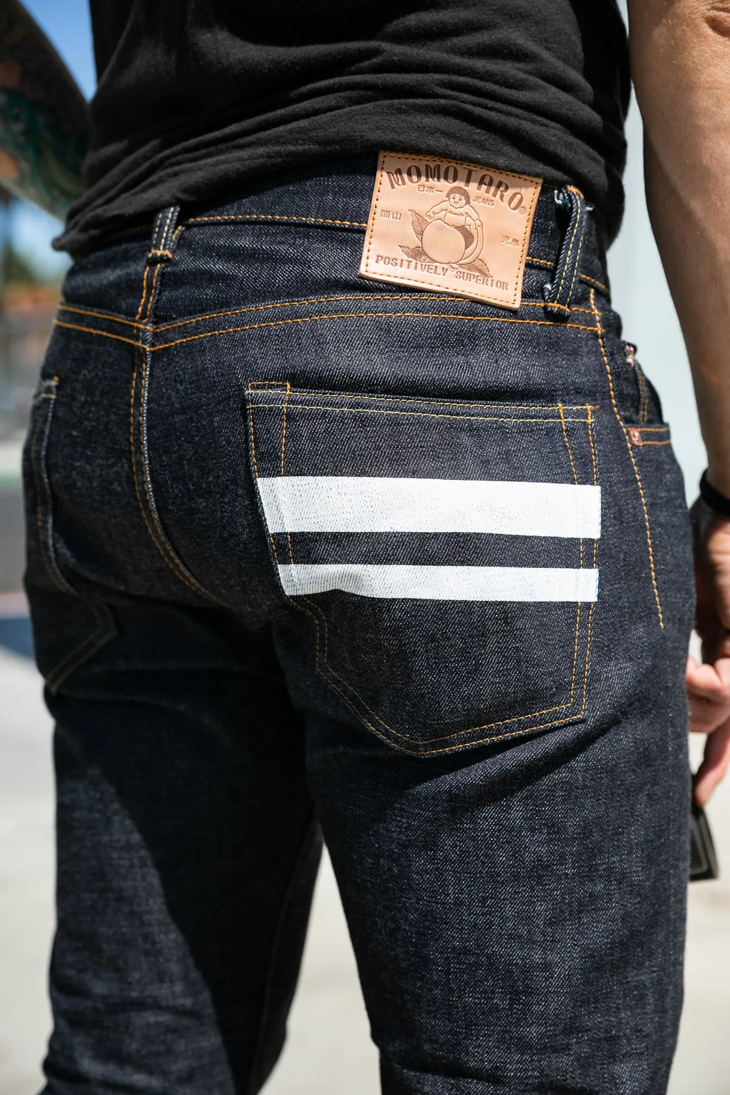 Momotaro - Tight Tapered - 15.7oz Zimbabwe w/ Battle Stripes