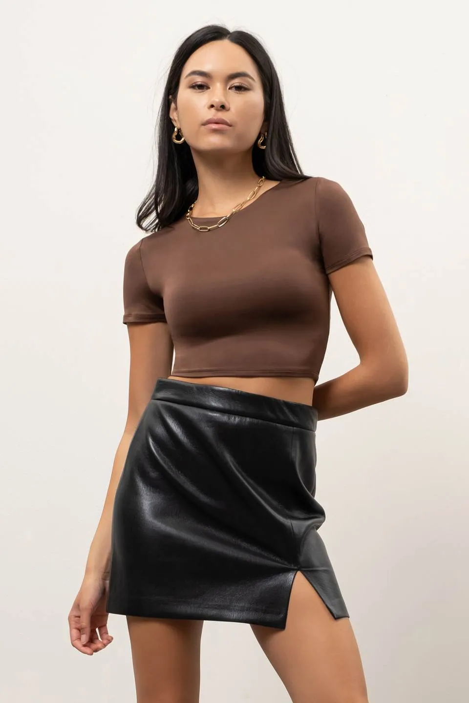 REVERSIBLE ROUND NECK SHORT SLEEVE CROP TOP