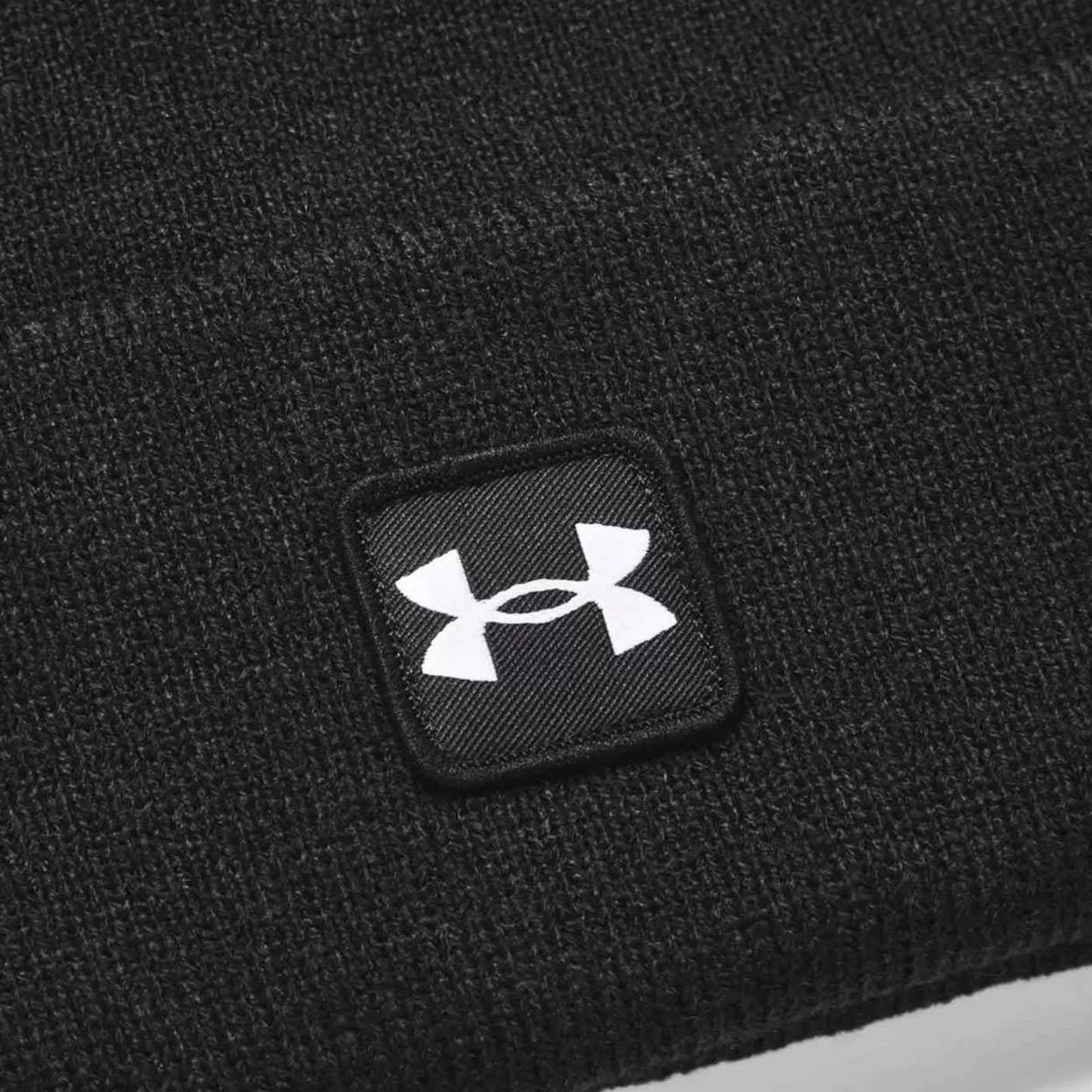 Under Armour Mens UA Halftime Cuff Beanie Hat