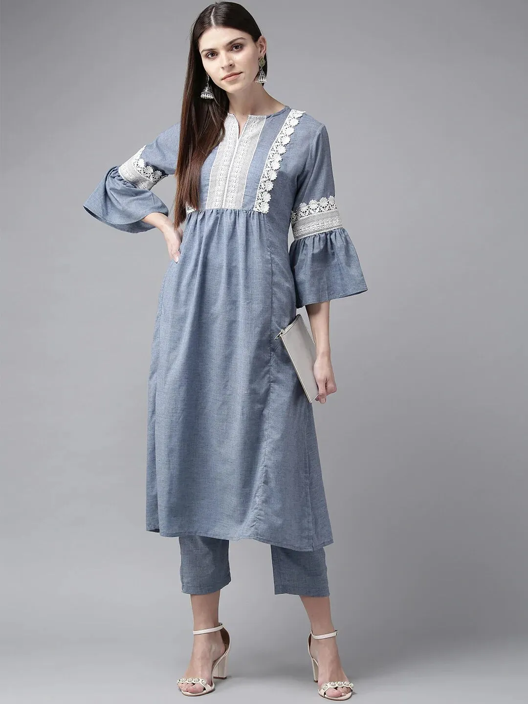 Women'S Blue Yoke Design Kurta With Trousers